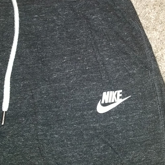 ✔ Nike Sweatpants ✔ - Picture 2 of 2